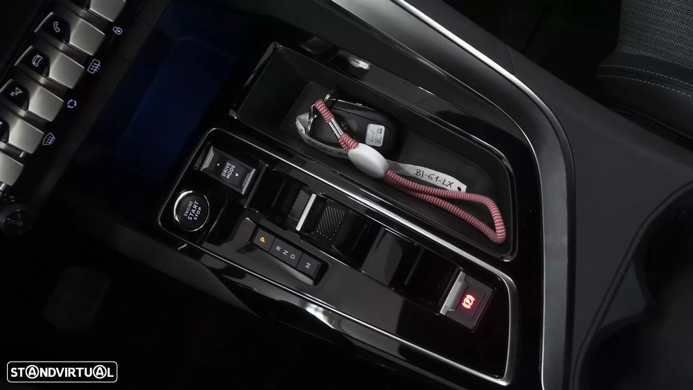 Peugeot 3008 1.2 PureTech Allure EAT8 - 35