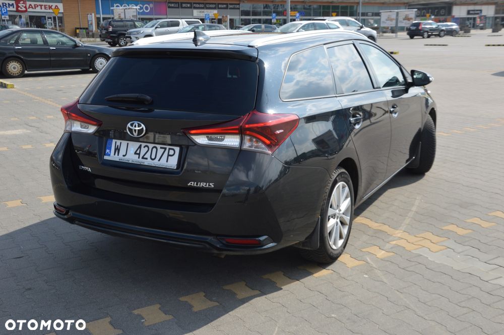 Toyota Auris - 3