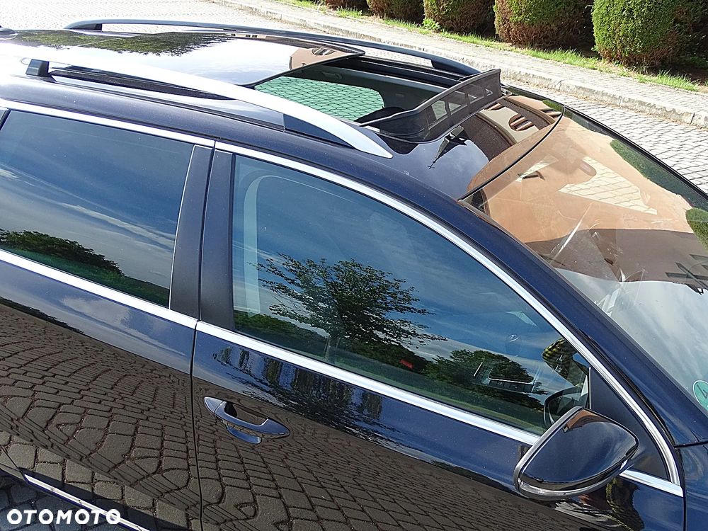 Volkswagen Passat Variant 2.0 TDI DPF Highline - 24