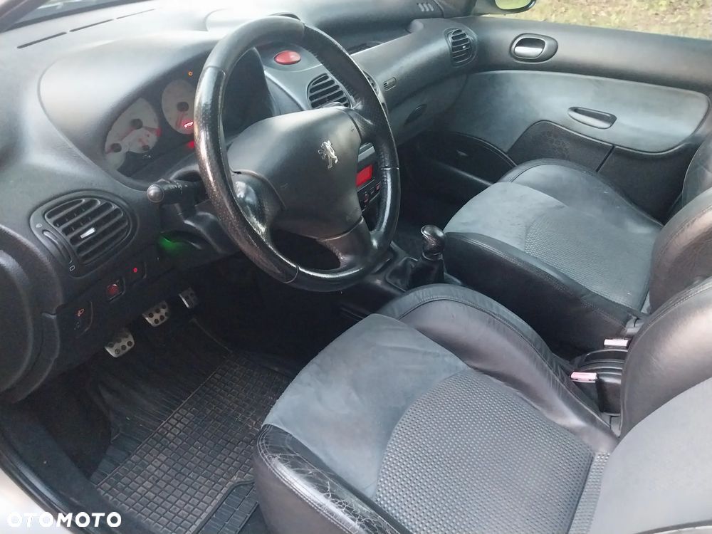 Peugeot 206 2.0 S16 - 7