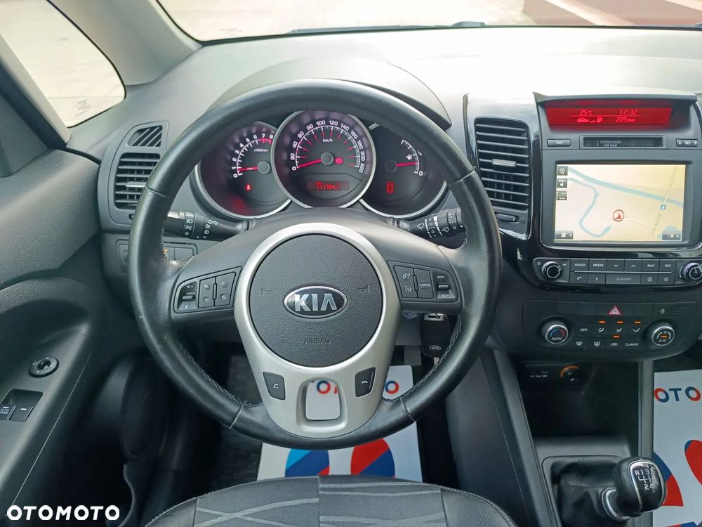 Kia Venga 1.4 CVVT Dream Team Edition - 30