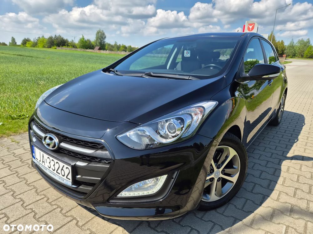 Hyundai i30 blue 1.6 CRDi Classic Navigation - 2