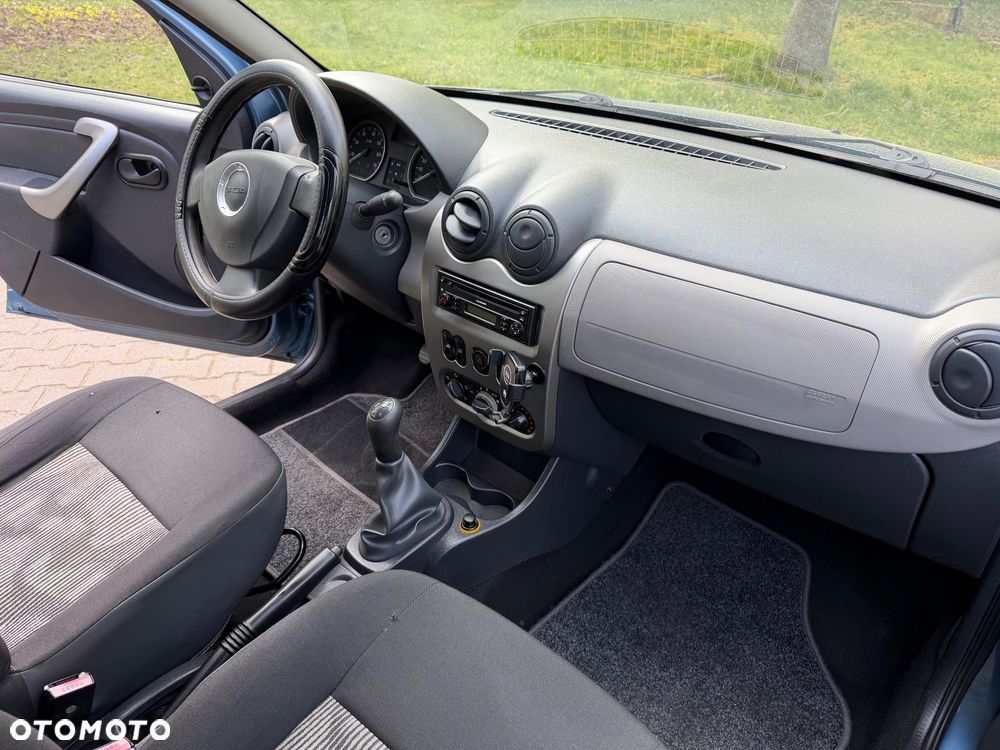 Dacia Sandero 1.2 16V - 13