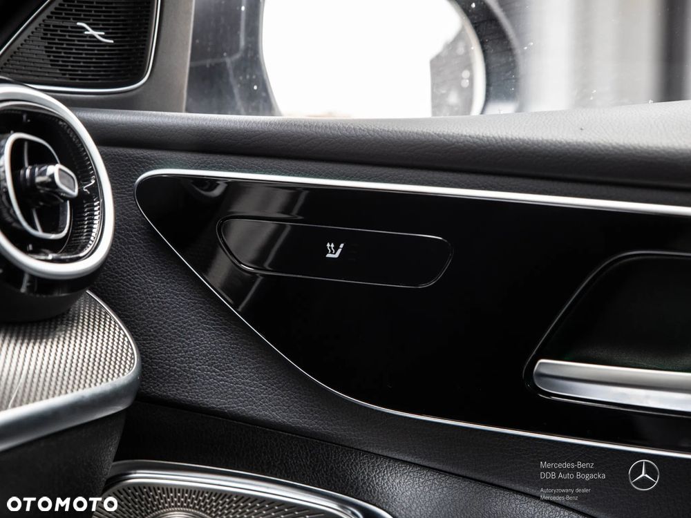 Mercedes-Benz Klasa C 400 e PHEV 4-Matic Avantgarde - 8