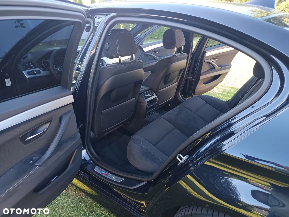 BMW Seria 5 520d xDrive - 21