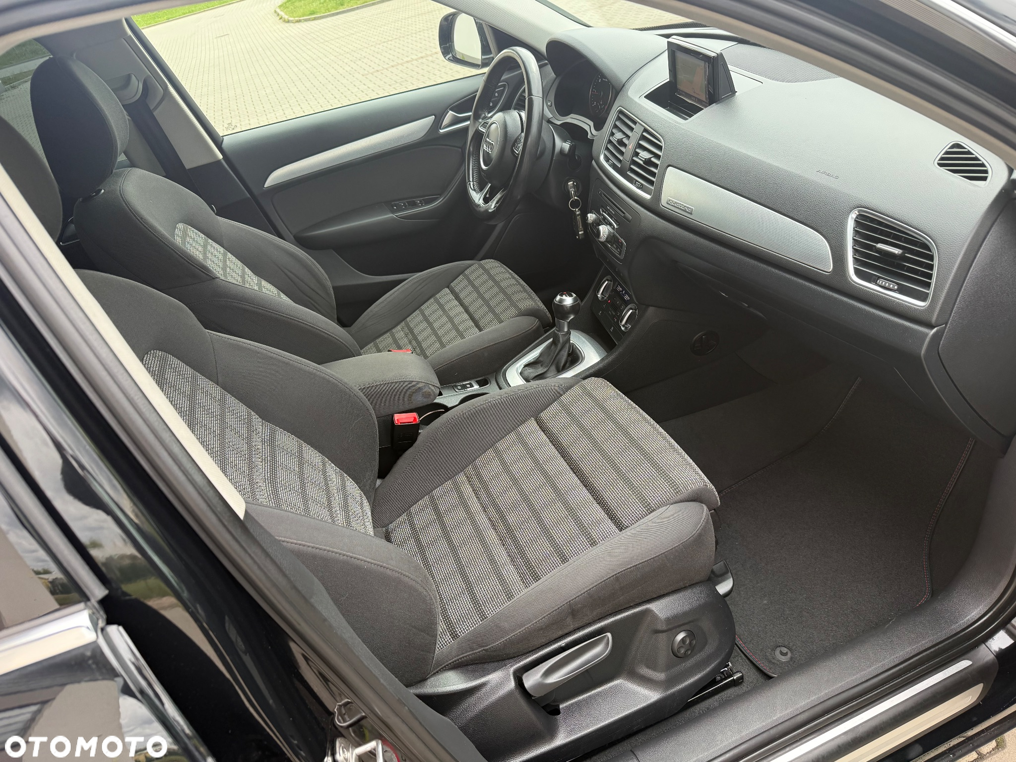 Audi Q3 2.0 TDI Quattro S tronic - 12