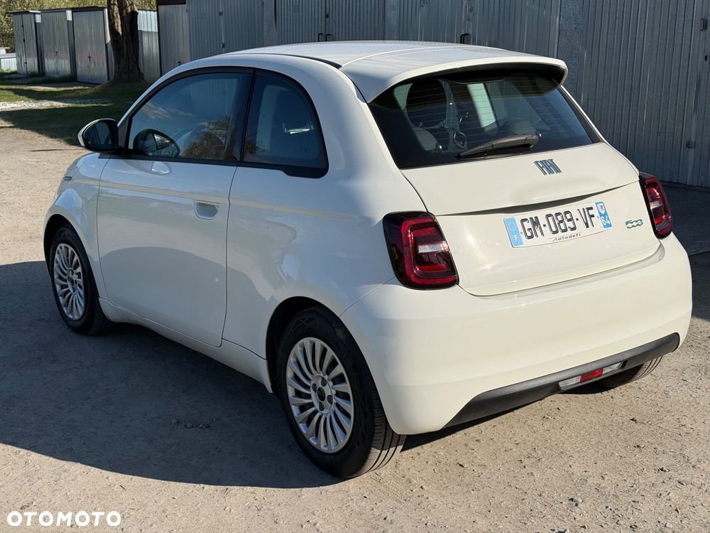 Fiat 500e - 7