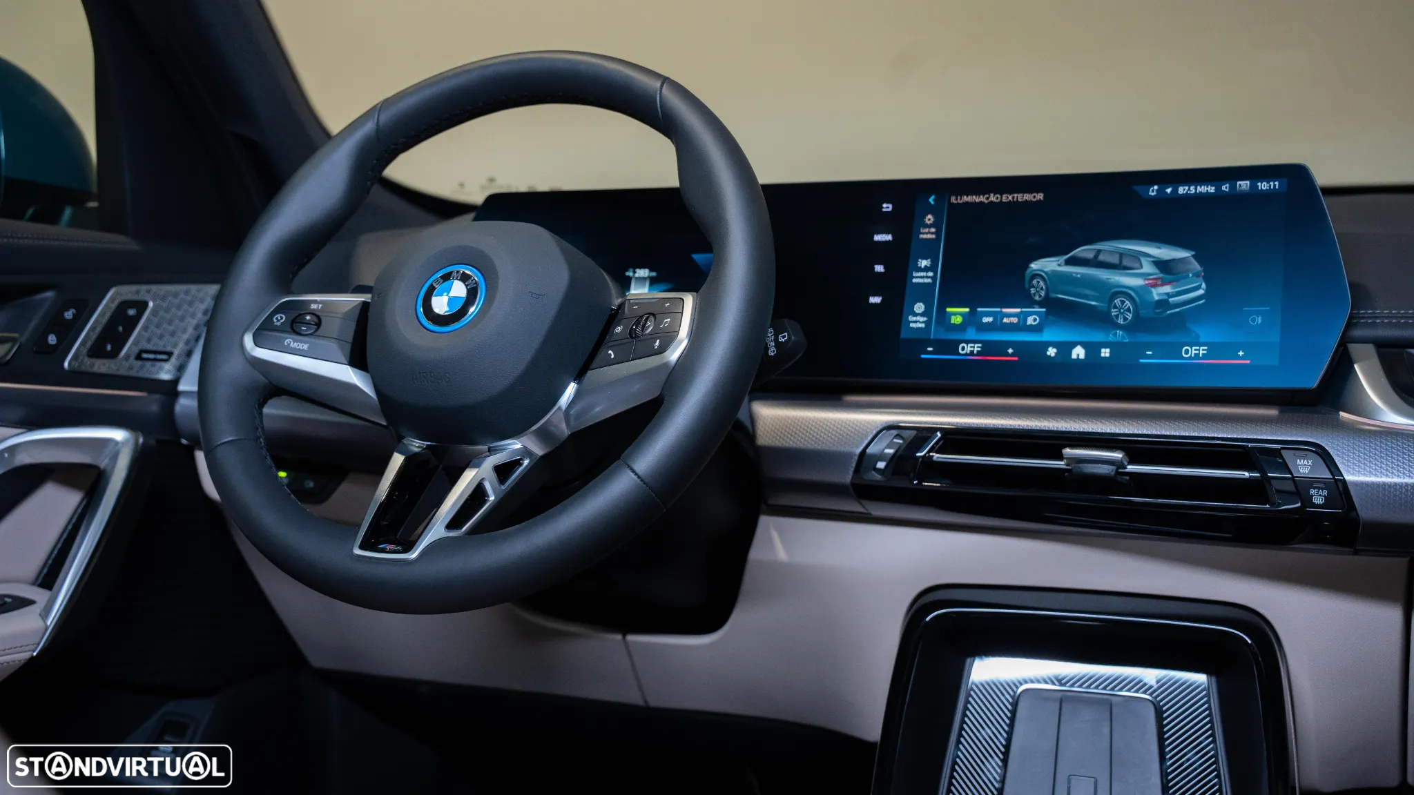 BMW iX1 xDrive30 Pack Desportivo M - 12