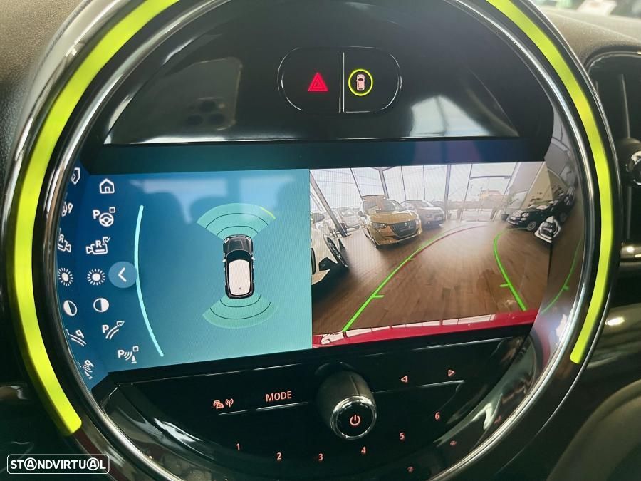 MINI Countryman Cooper SE ALL4 Auto - 17