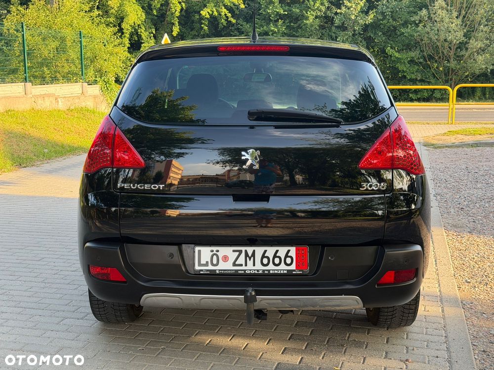 Peugeot 3008 HDi 150 Allure - 4