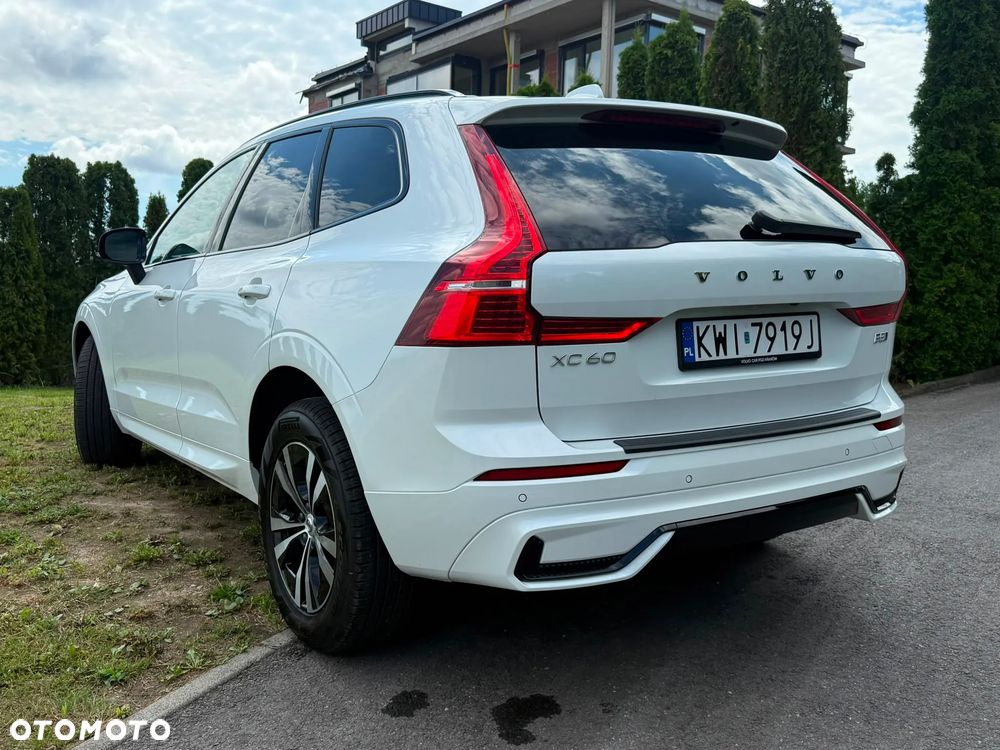 Volvo XC 60 B5 B R-Design - 22