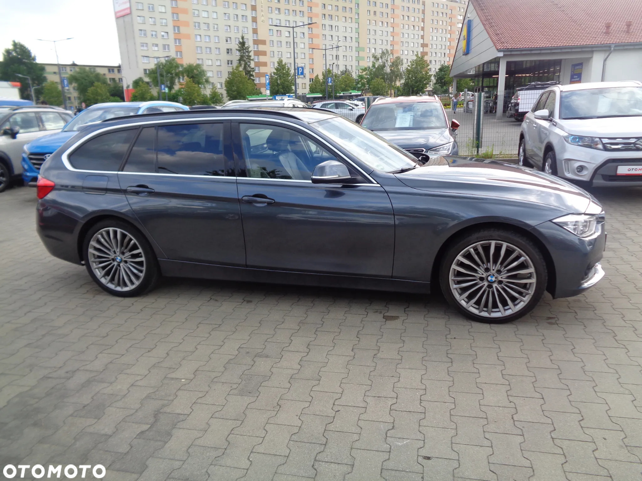 BMW Seria 3 320d Sport Line - 7