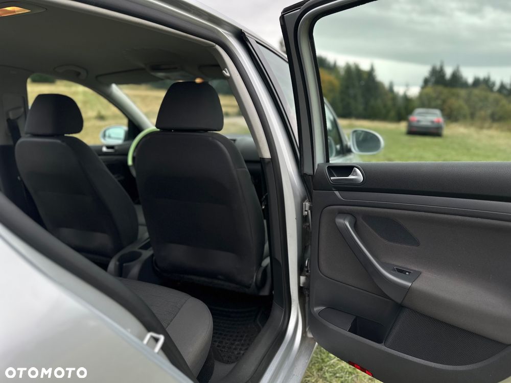 Volkswagen Golf V 1.9 TDI Comfortline - 24