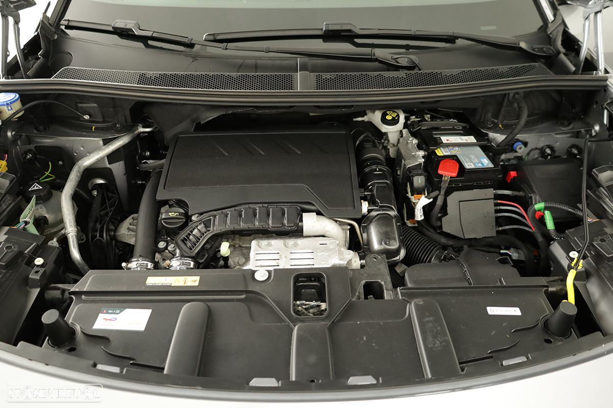Peugeot 5008 1.2 PureTech Allure Pack EAT8 - 27