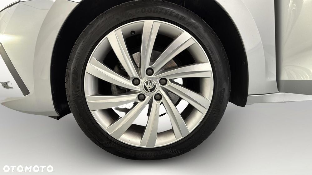 Skoda Octavia 2.0 TDI Style DSG - 20