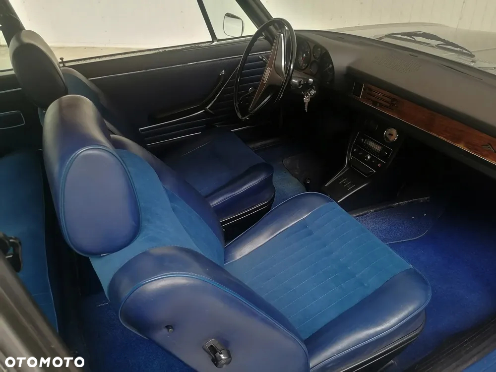 Audi 100 - 7
