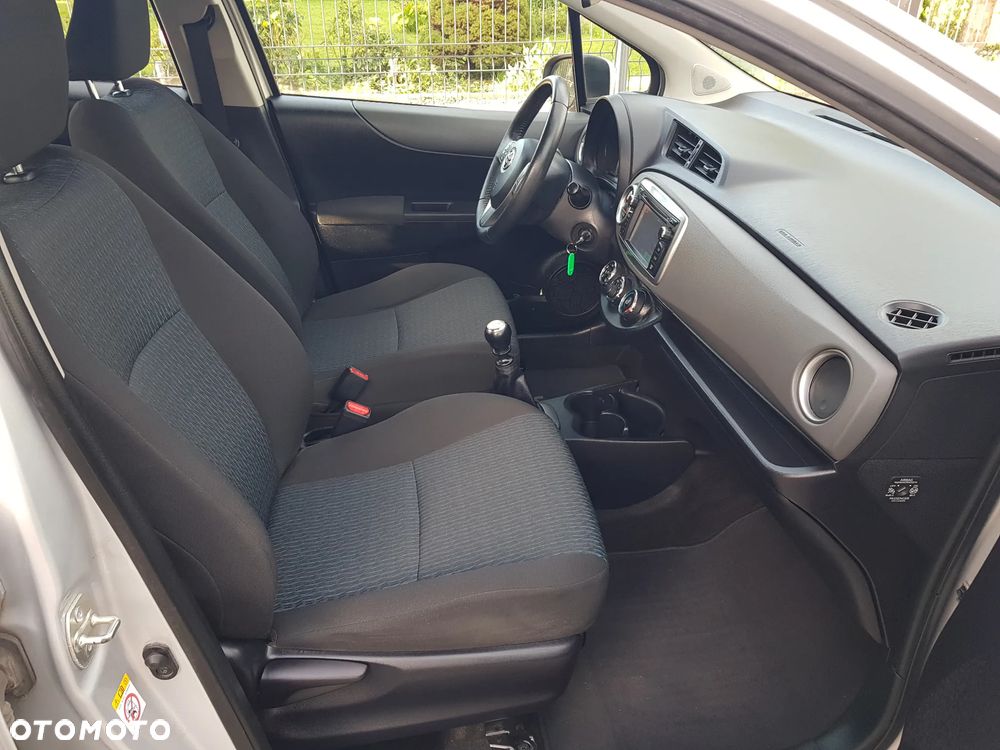 Toyota Yaris - 17