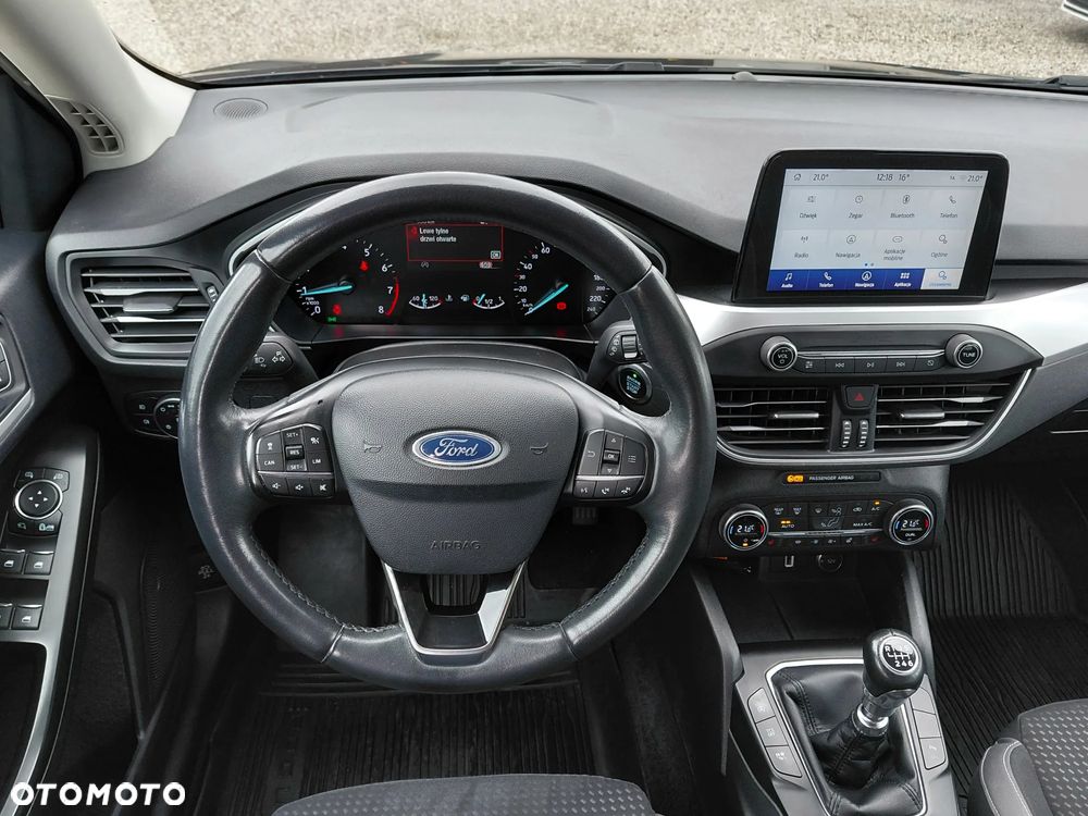 Ford Focus 1.5 EcoBoost Titanium - 22