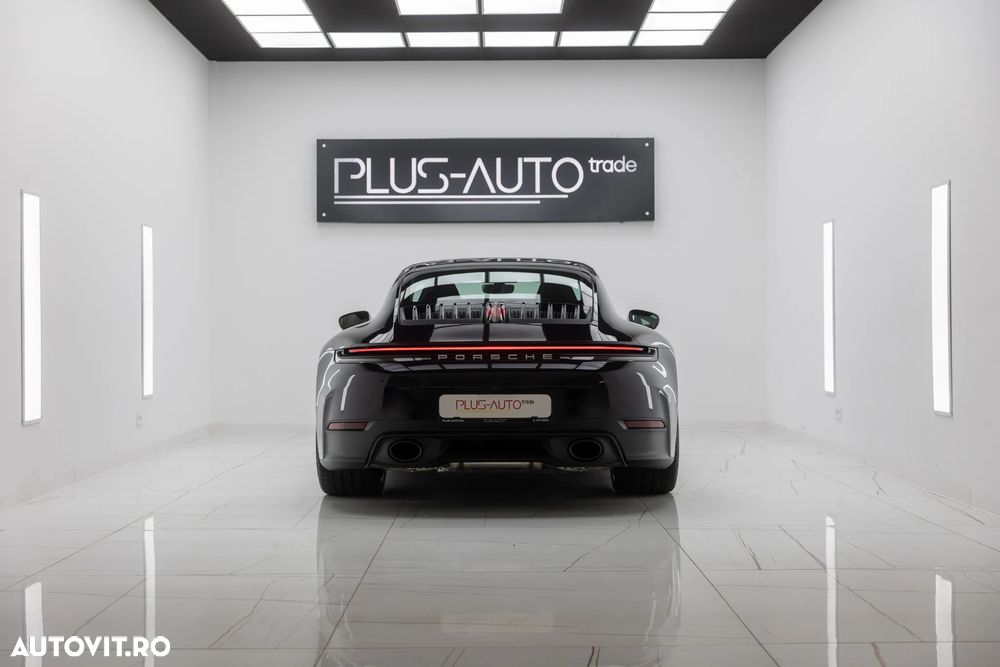 Porsche 911 Carrera PDK - 10