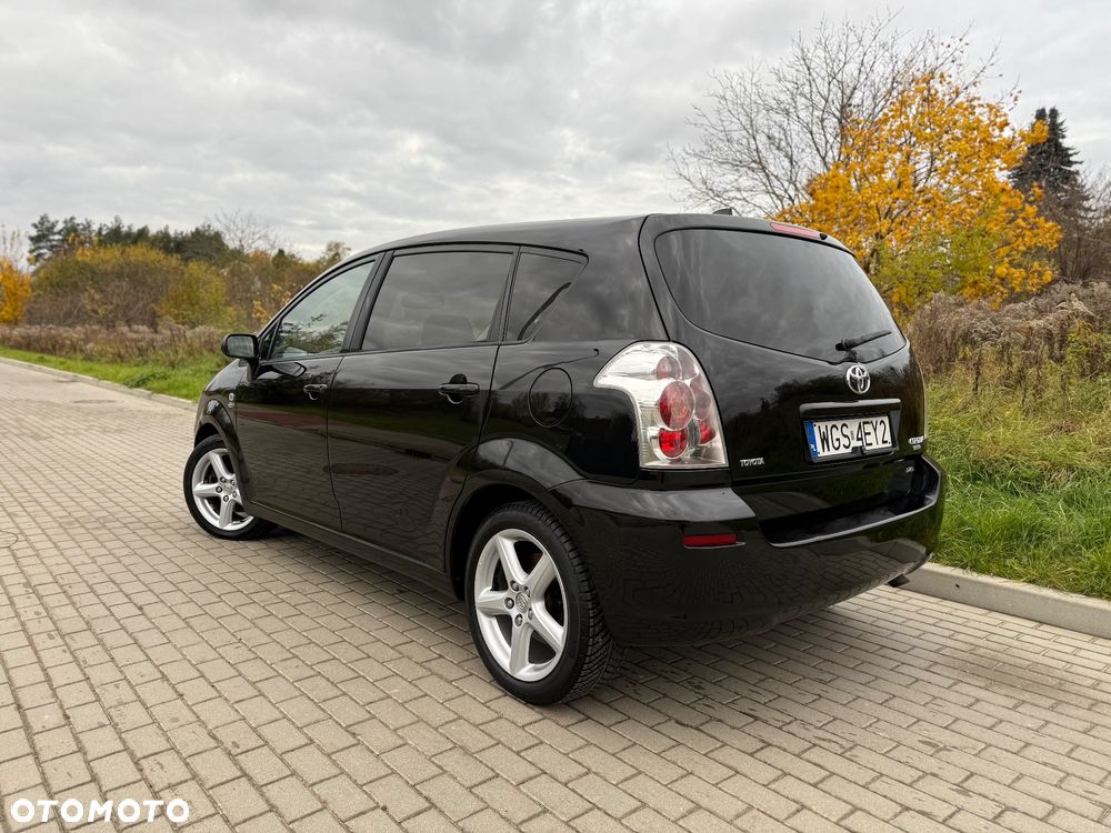 Toyota Corolla Verso 2.2 D-4D X + NAVI 7os - 8