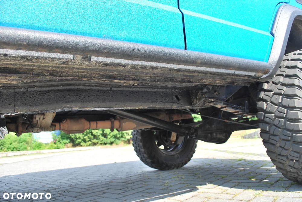 Jeep Cherokee - 29
