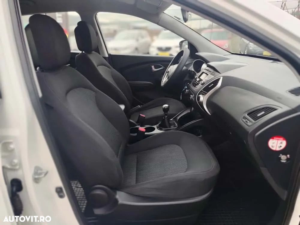 Hyundai ix35 1.7 CRDI 2WD Comfort - 8