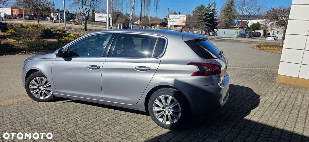 Peugeot 308 BlueHDi 130 EAT6 Stop & Start Allure Business-Paket - 4