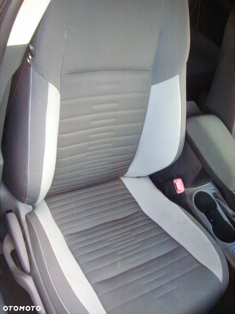 Toyota Auris - 14