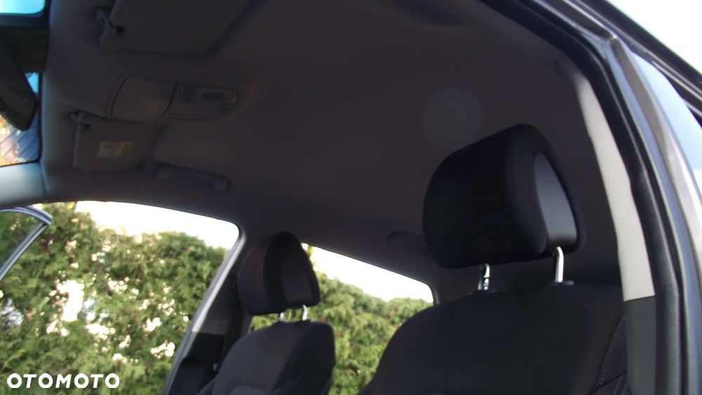 Hyundai Tucson 1.6 GDI BlueDrive Design 2WD - 32