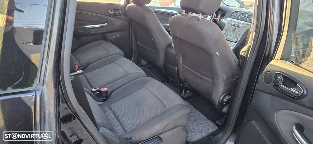 Ford S-Max 1.8 TDCi Titanium 7L - 8