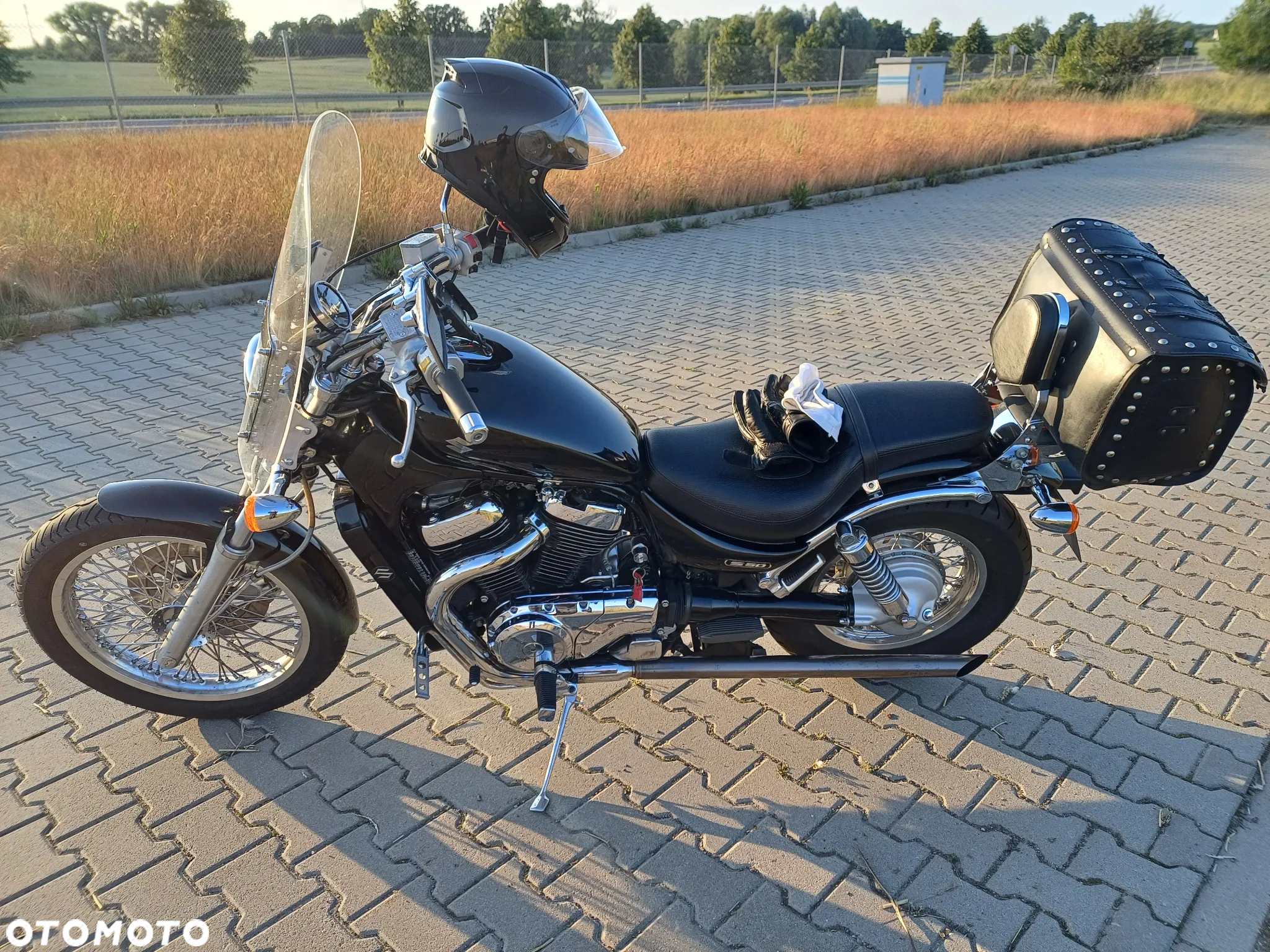Suzuki Boulevard - 12