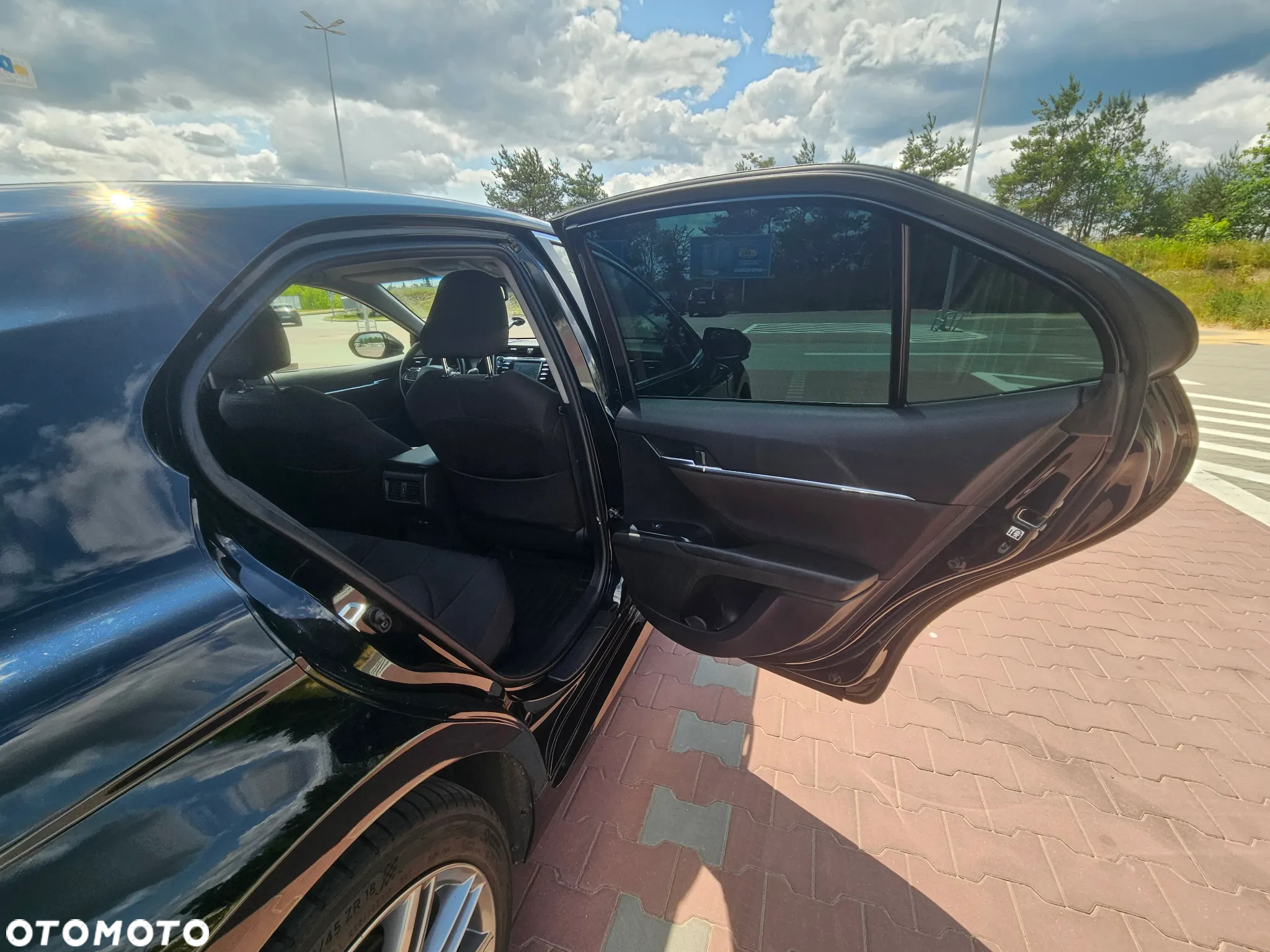 Toyota Camry 2.5 Hybrid Comfort CVT - 17