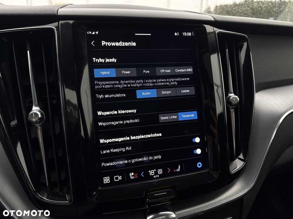 Volvo XC 60 T6 Plug-In Hybrid AWD Inscription - 24