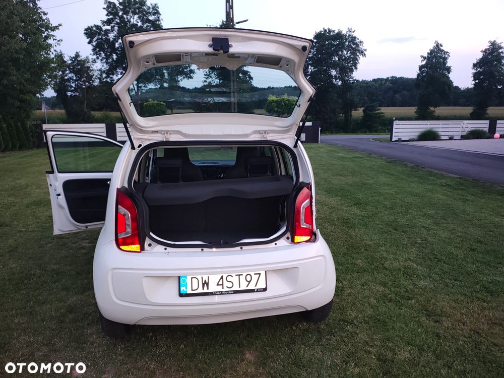 Volkswagen up! - 16
