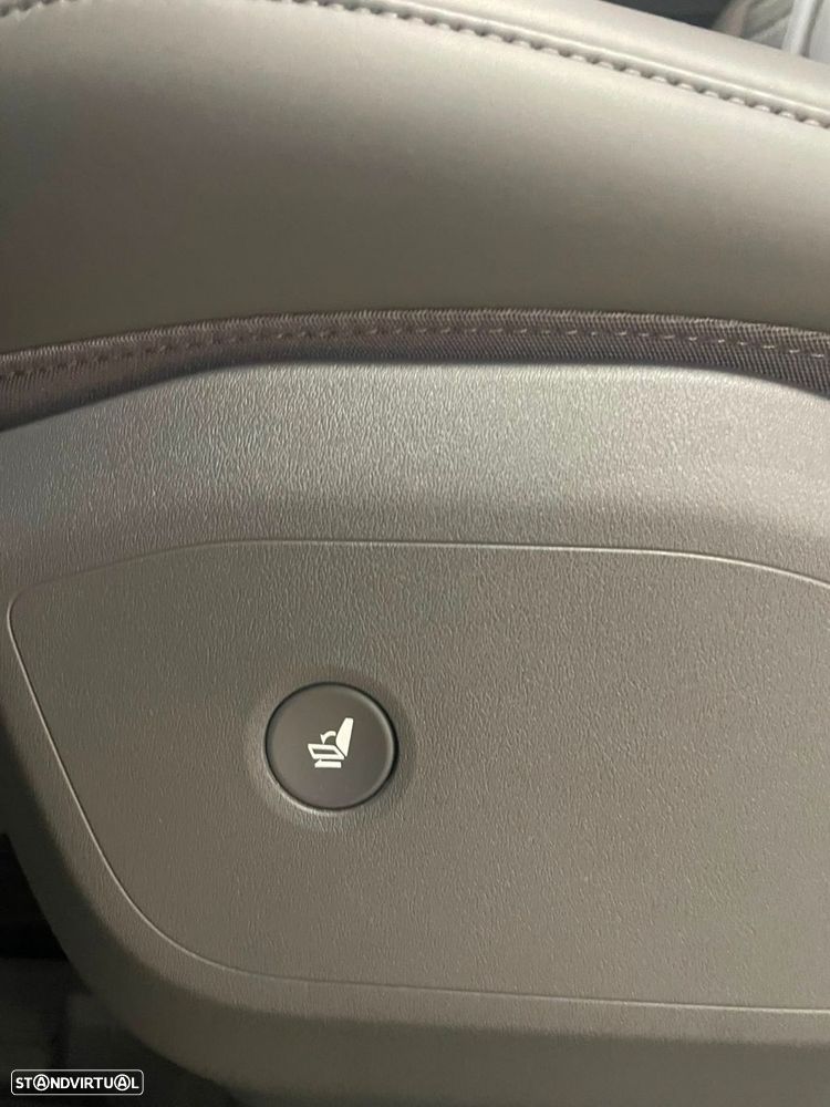 Kia EV9 98.8 kWh 1st Edition - 30