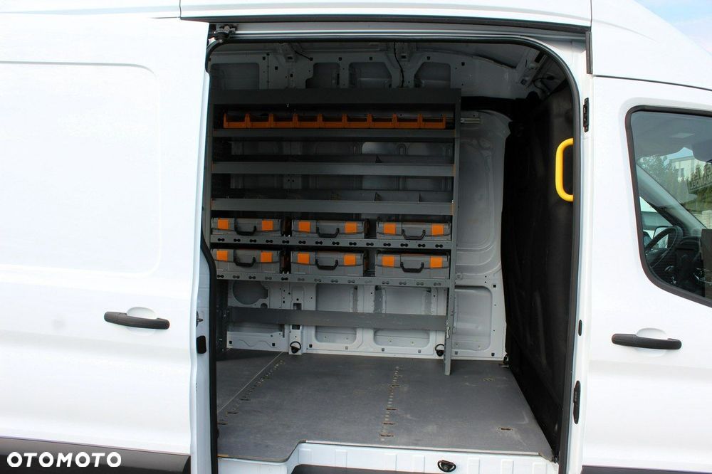 Ford Transit - 10