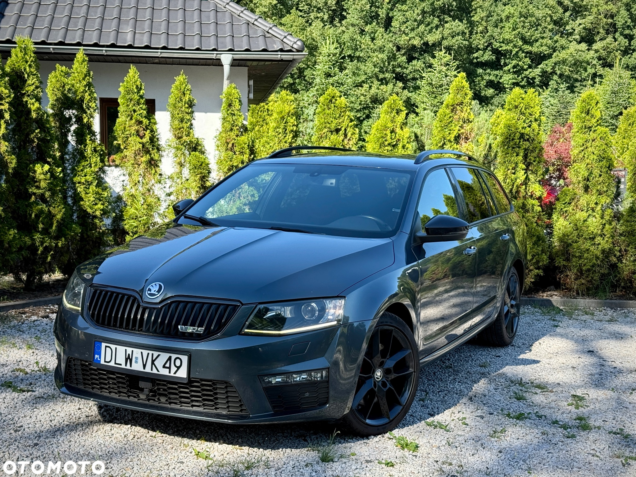 Skoda Octavia Combi 2.0 TDI DSG RS - 32