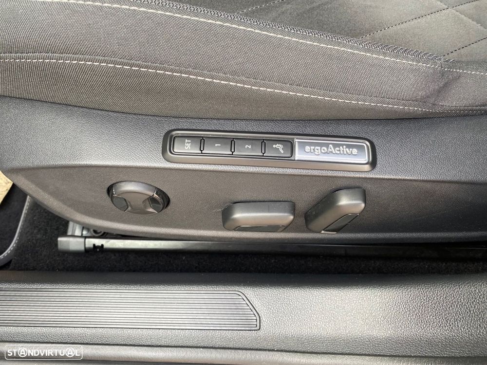VW Golf 1.5 eTSI Style DSG - 16