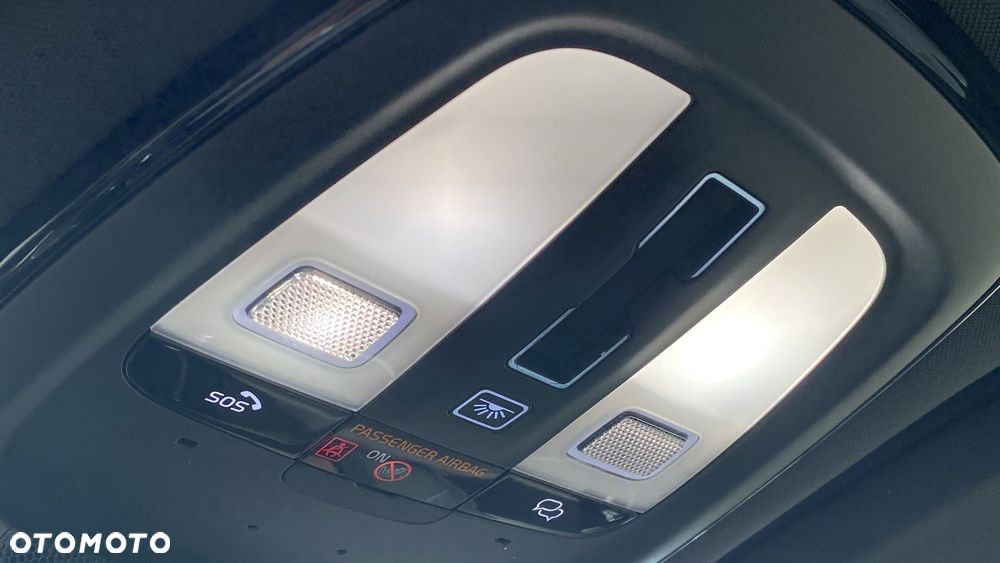 Volvo V90 T8 AWD Plug-In Hybrid Ultimate Bright - 29