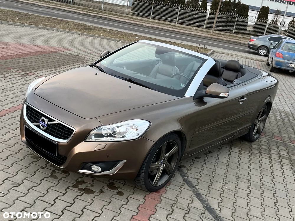 Volvo C70 D4 Summum - 1