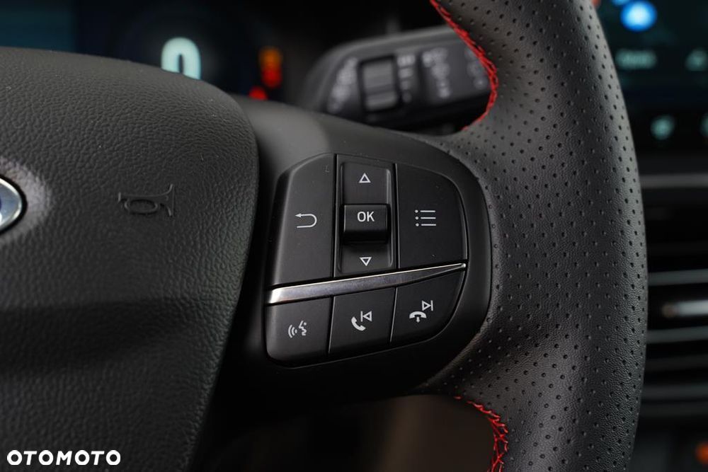 Ford Focus 1.0 EcoBoost mHEV ST-Line X - 15