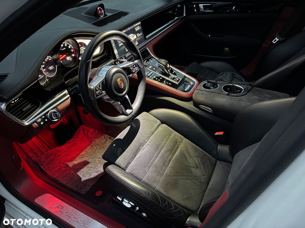 Porsche Panamera - 14