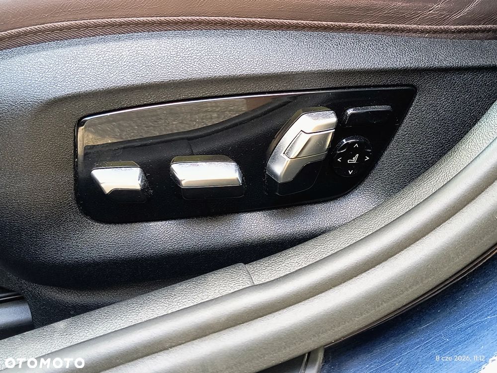 BMW Seria 5 530e iPerformance xDrive Luxury Line - 19