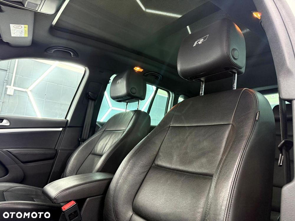 Volkswagen Tiguan 2.0 TDI SCR 4MOTION BlueMotion Technology DSG Sport & Style - 20