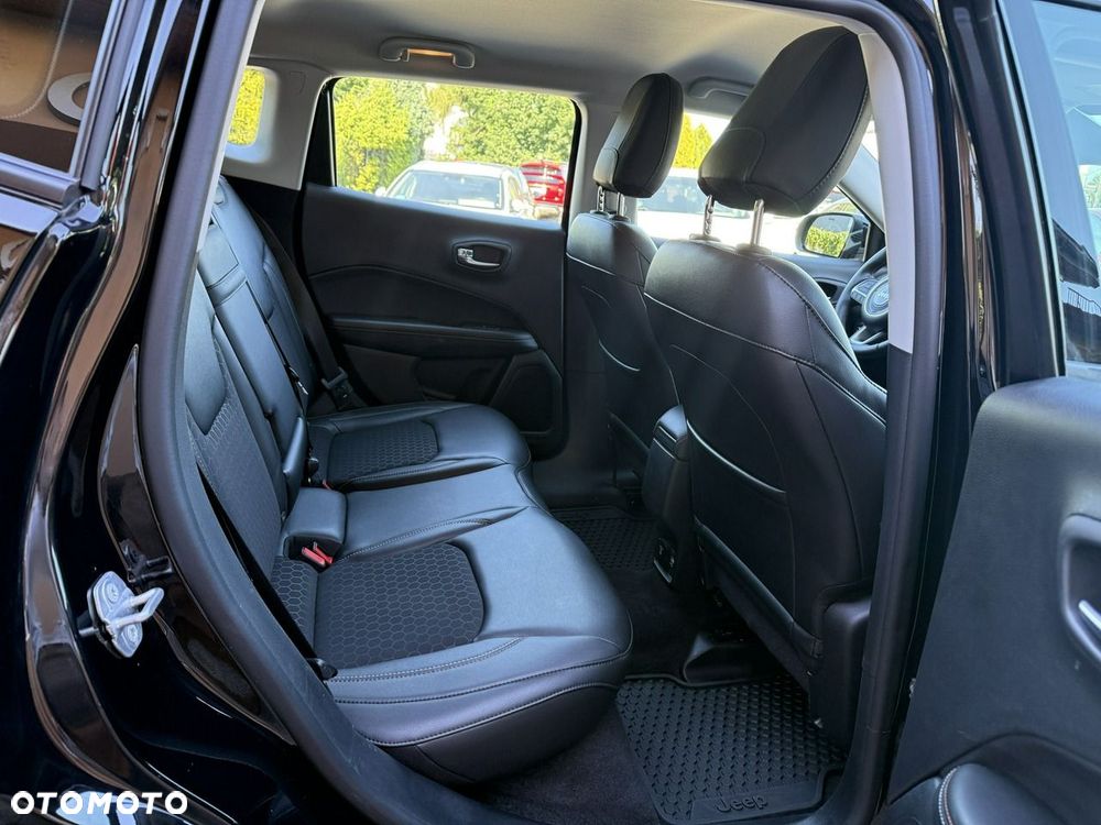 Jeep Compass 1.4 TMair Longitude FWD S&S - 29