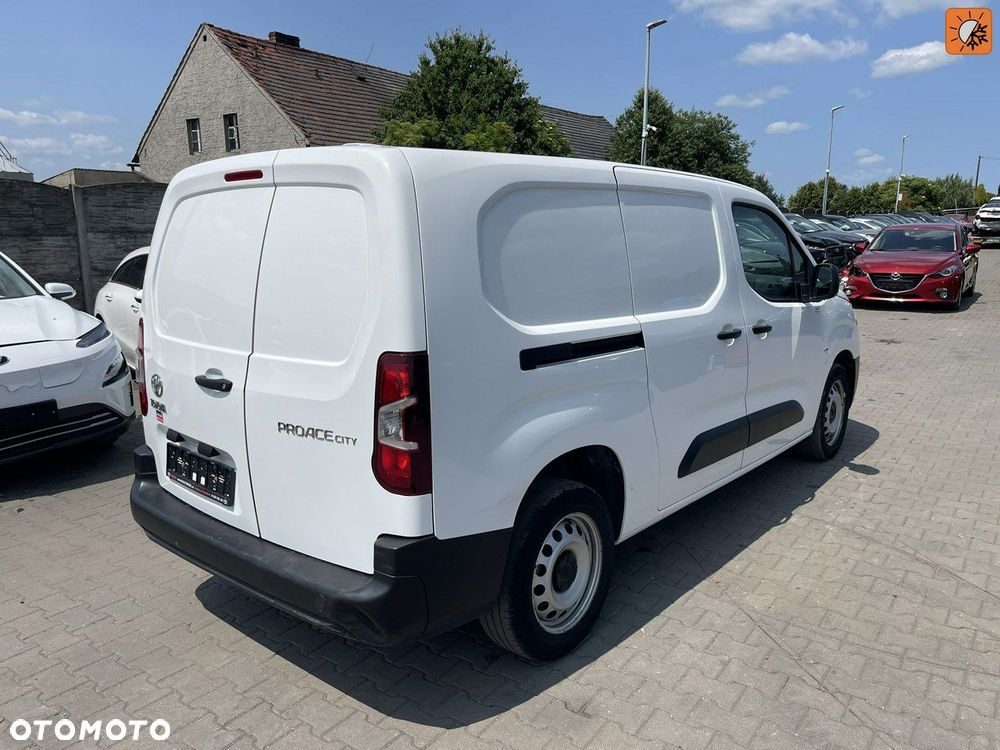 Toyota Proace City - 1