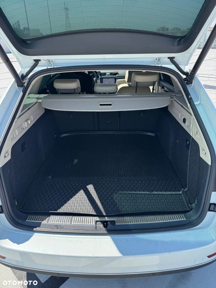 Skoda Superb 2.0 TDI 4x4 L&K DSG - 27