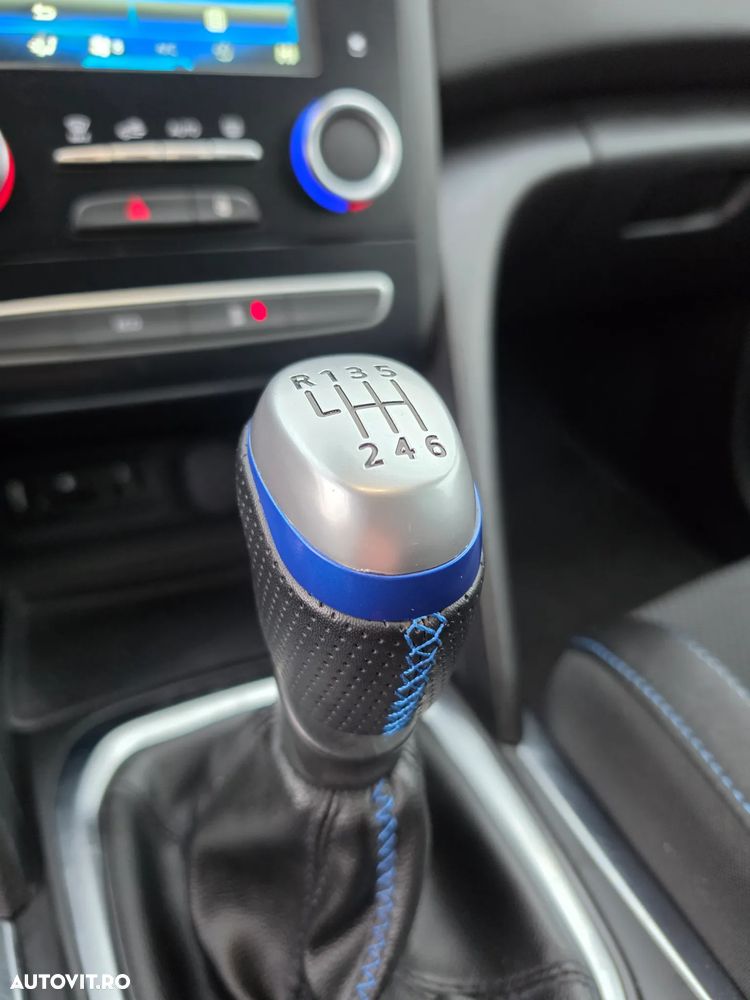 Renault Megane ENERGY dCi 130 GT LINE - 19