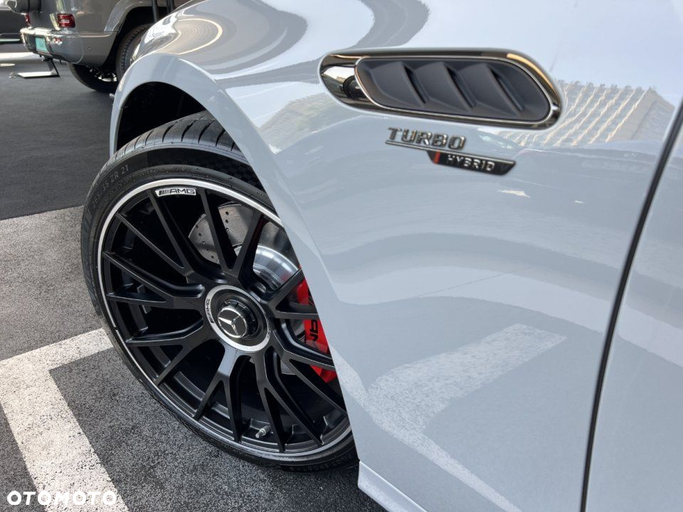 Mercedes-Benz Klasa E - 22