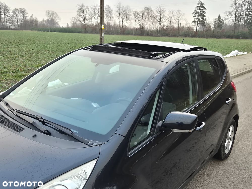 Kia Venga 1.4 CVVT Black Collection - 10